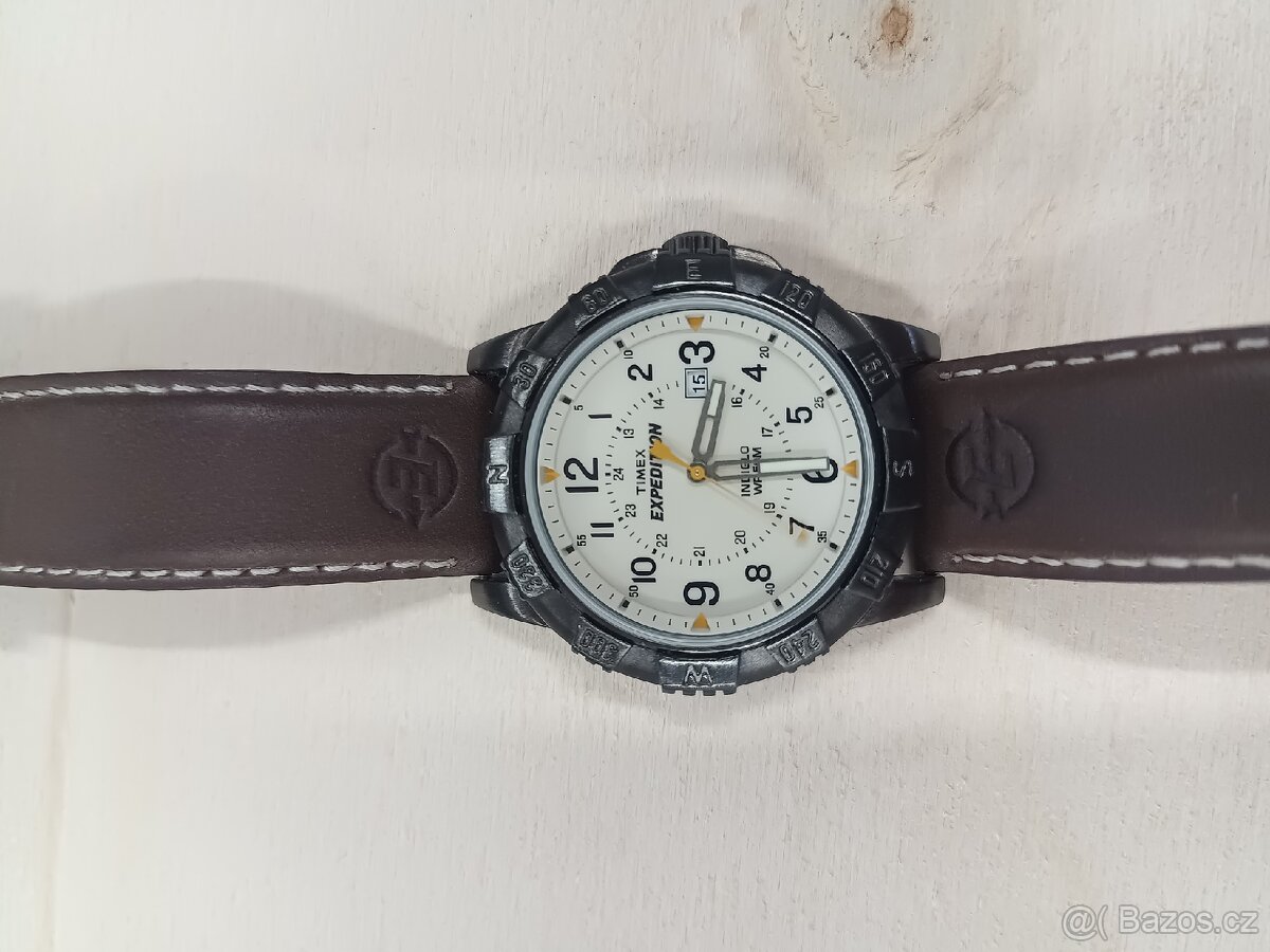 Hodinky Timex expedition