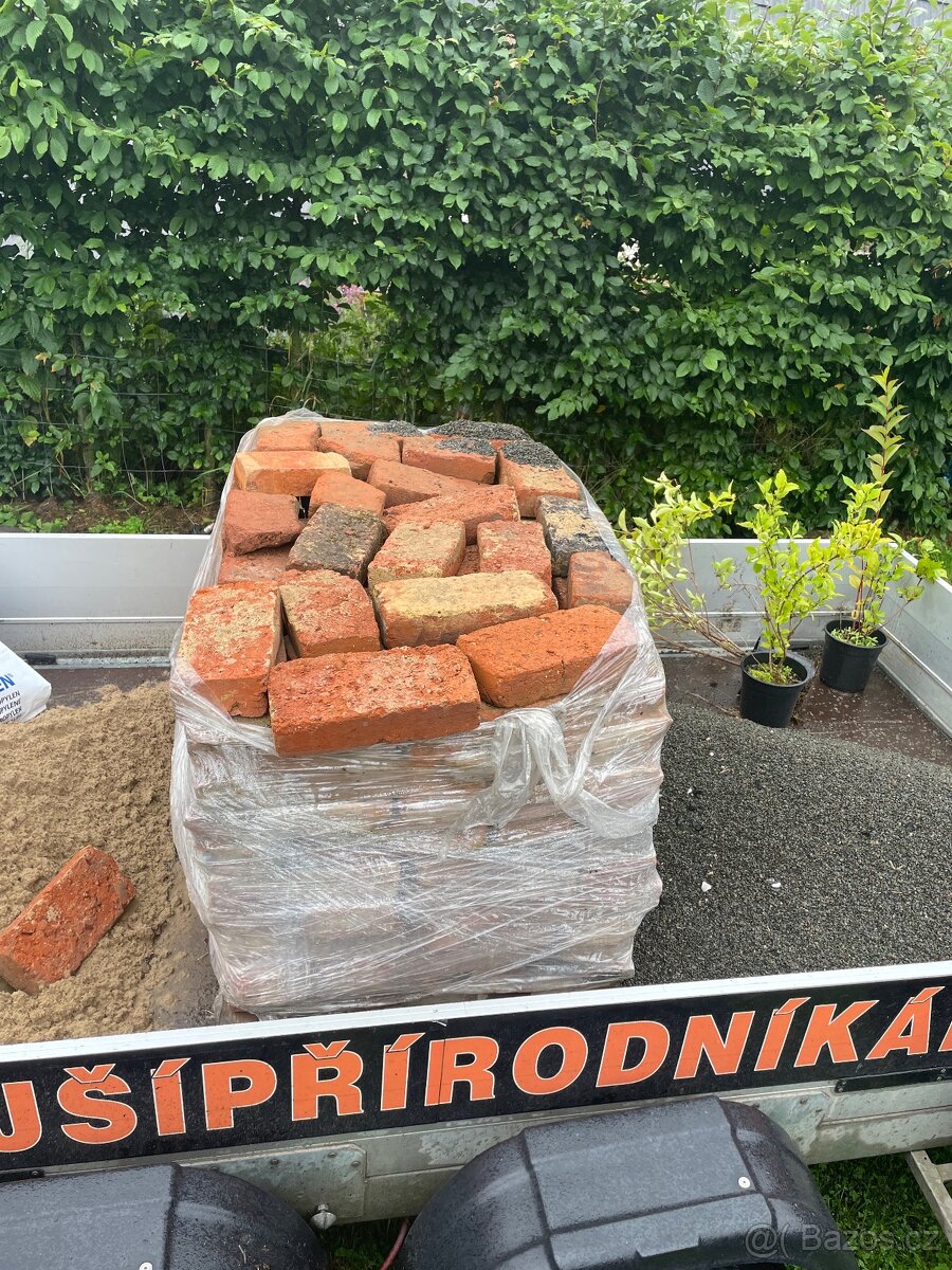 Staré cihly