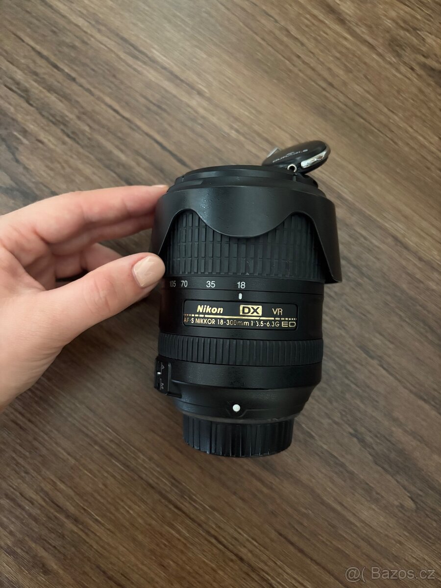 Nikon 18-300mm f/3.5-6.3 AF-S DX G ED VR