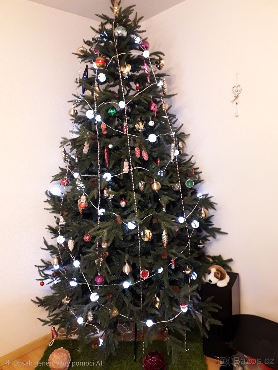 Umělý vánoční stromek