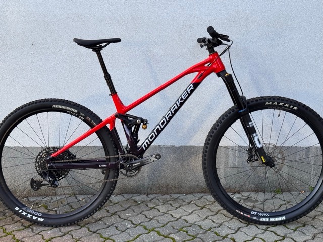 Mondraker Foxy R Deep ve velikosti M