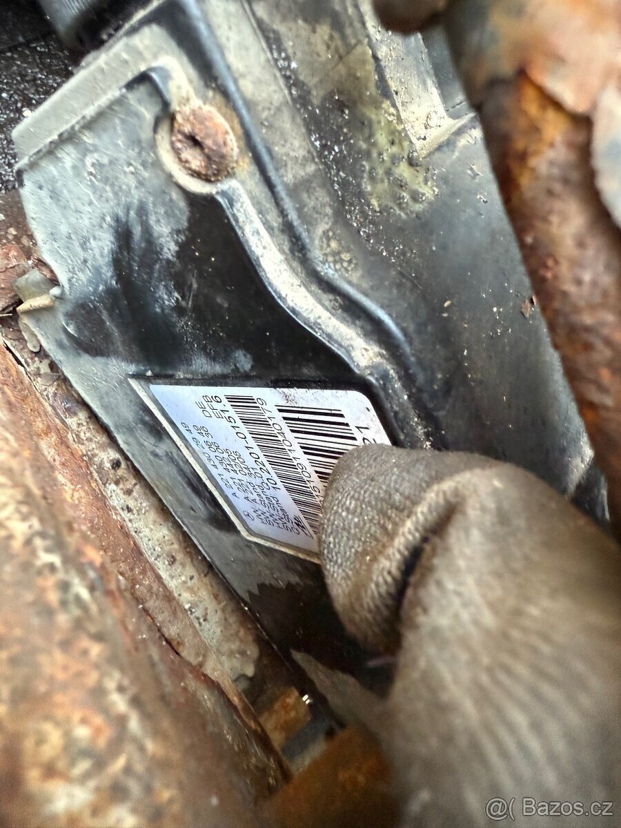 parkovací brzda mercedes w221 cl w216 s-class