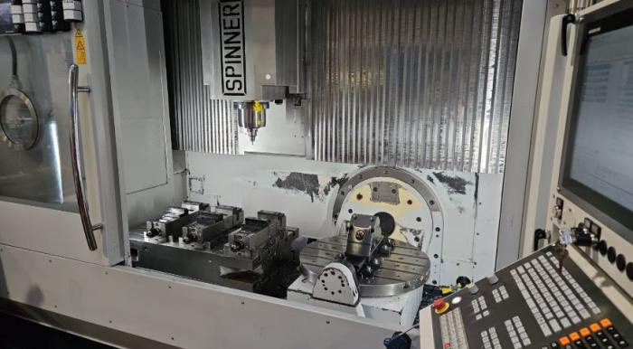 Obráběcí centra - pětiosá U 1530