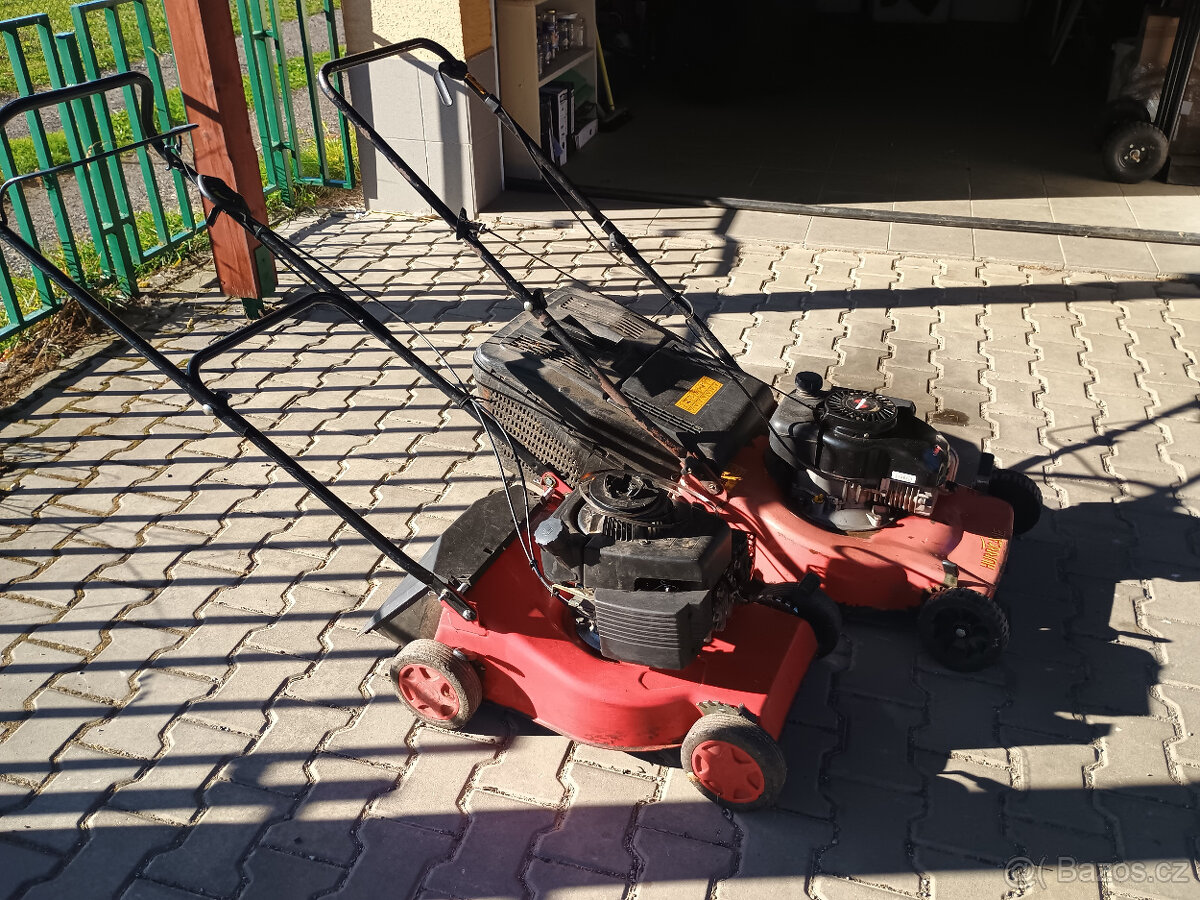 Benzínové sekačky s pojezdem-2kusy