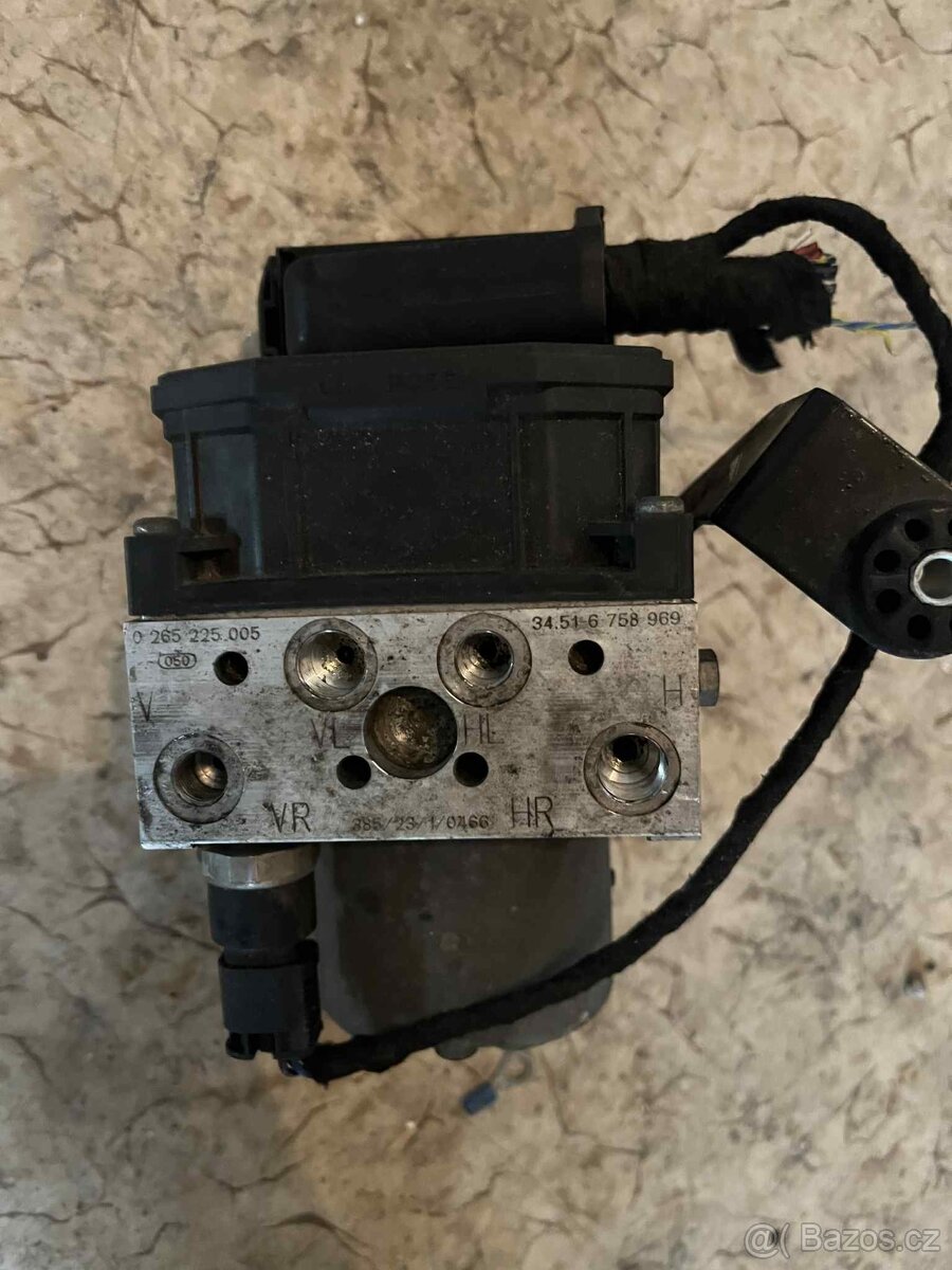 Bmw e39 abs jednotka - kostka - 005 plně funkční