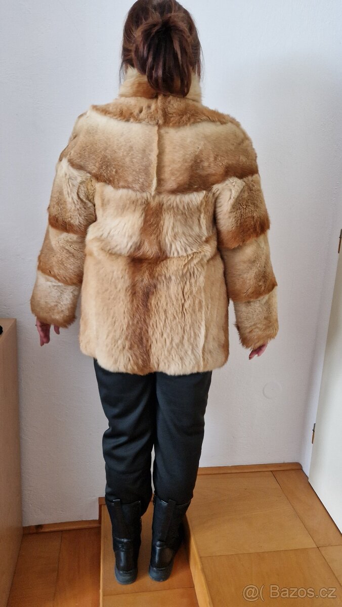 Dámský kožich krátký