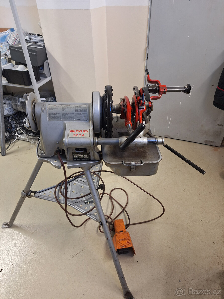 Závitořez RIDGID 300A