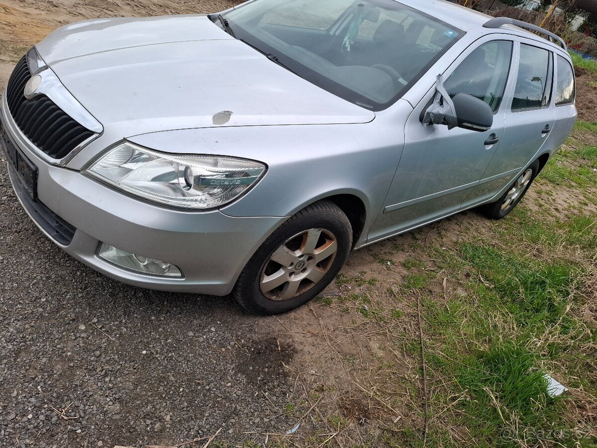Škoda Octavia II Facelif. 1.6 TDI 77kw.Model 2010./Na Opravu