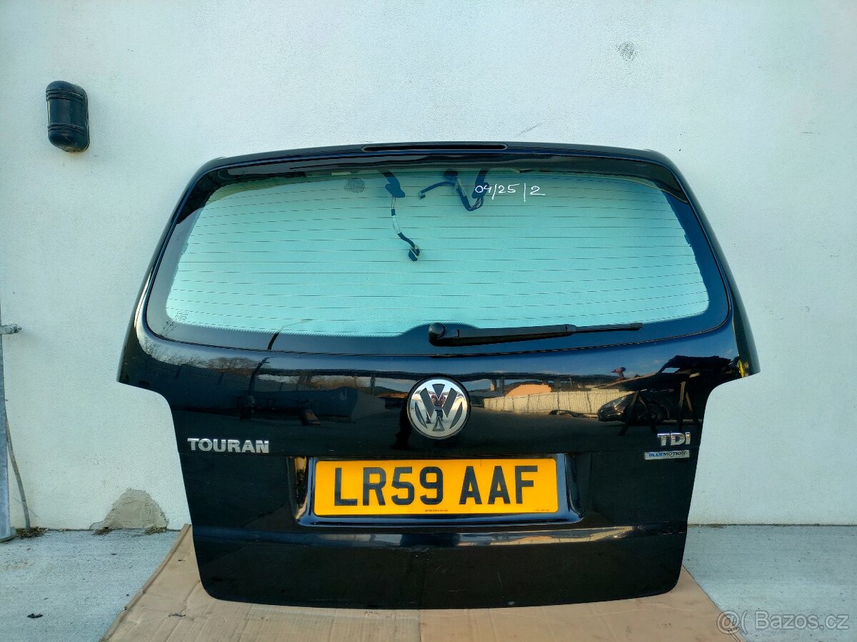 vw touran kufrove dvere