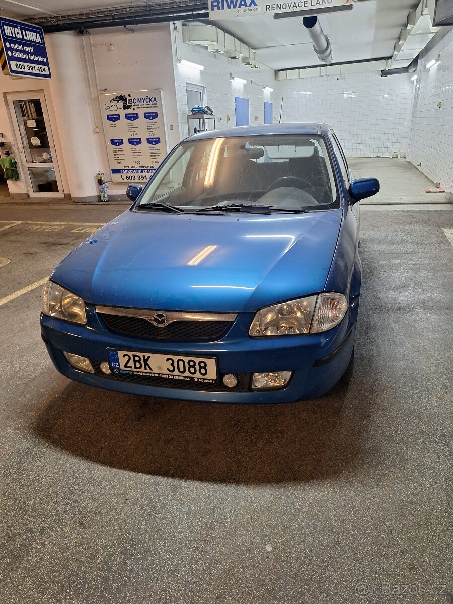 Mazda 323 F