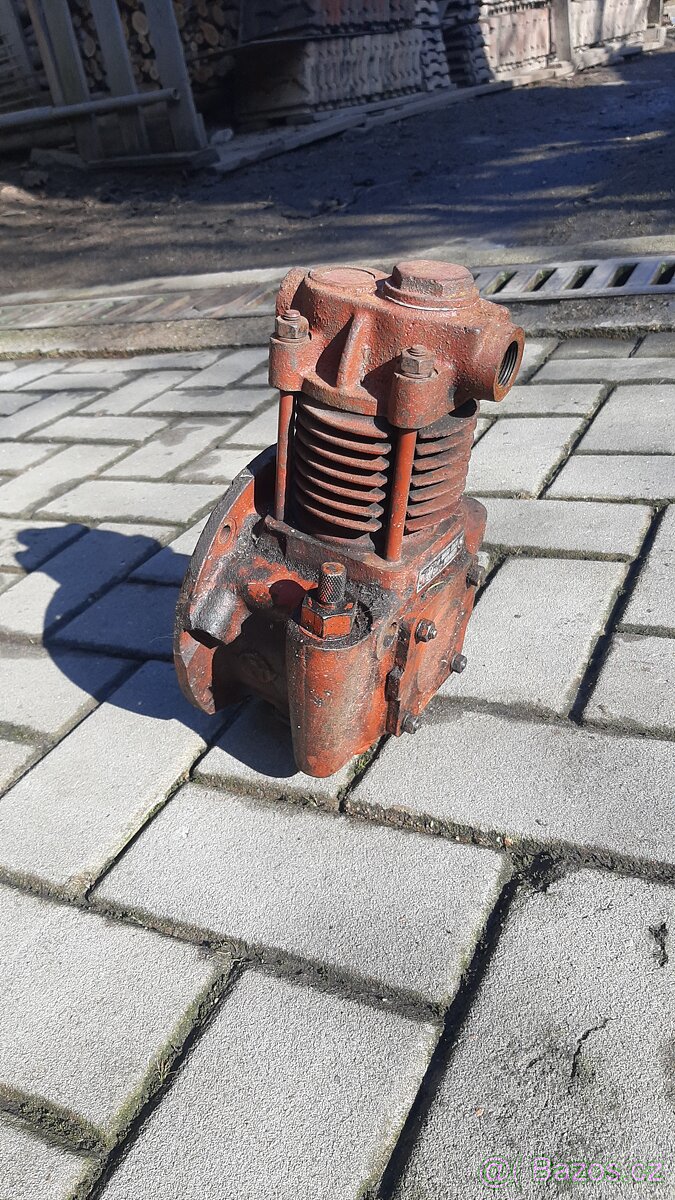 Kompresor Zetor 25