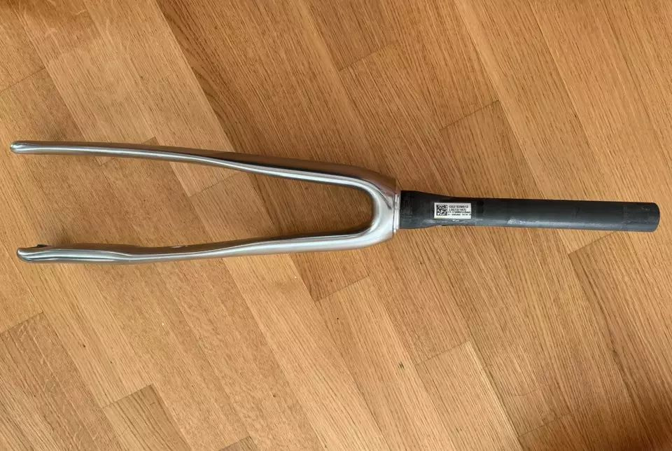 Speciální barva Pinarello Dogma F Frameset 575
