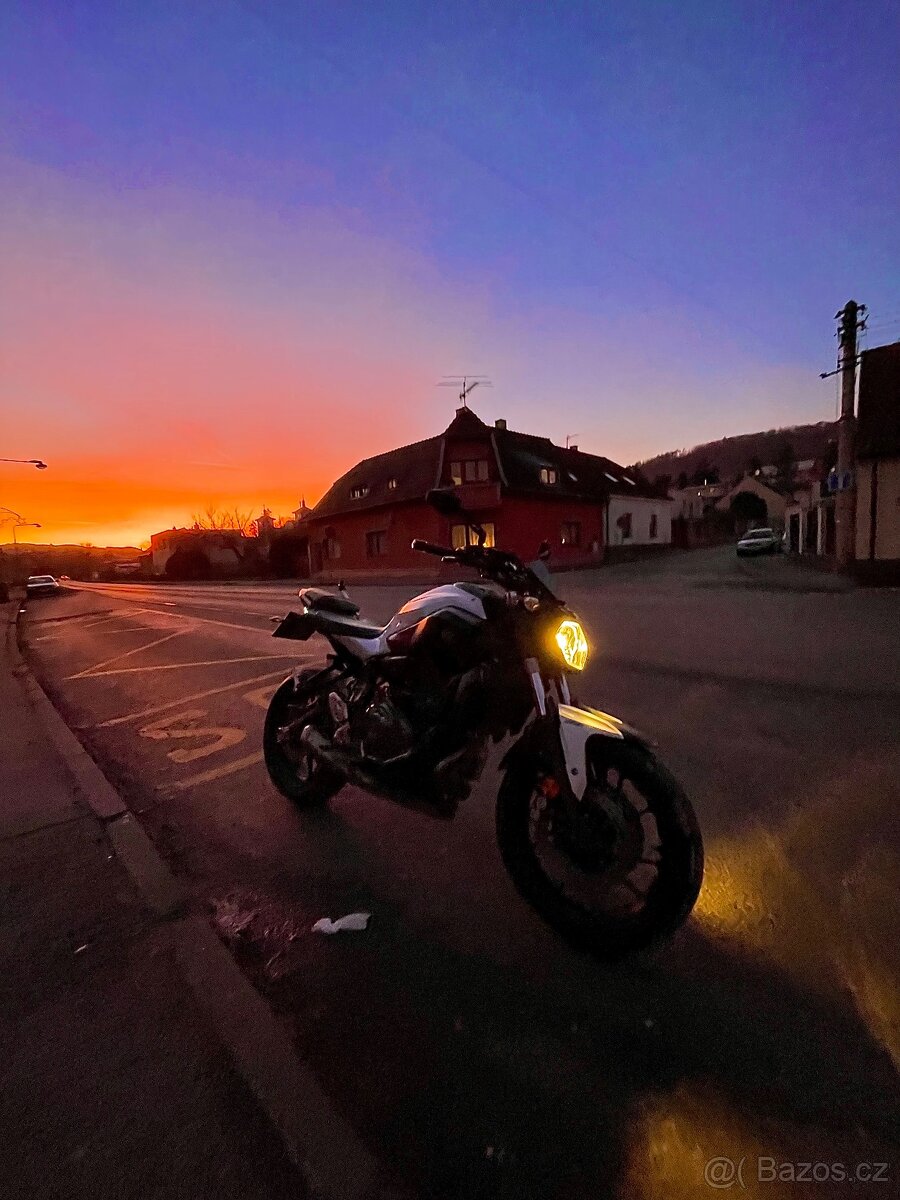 Yamaha MT07 2017