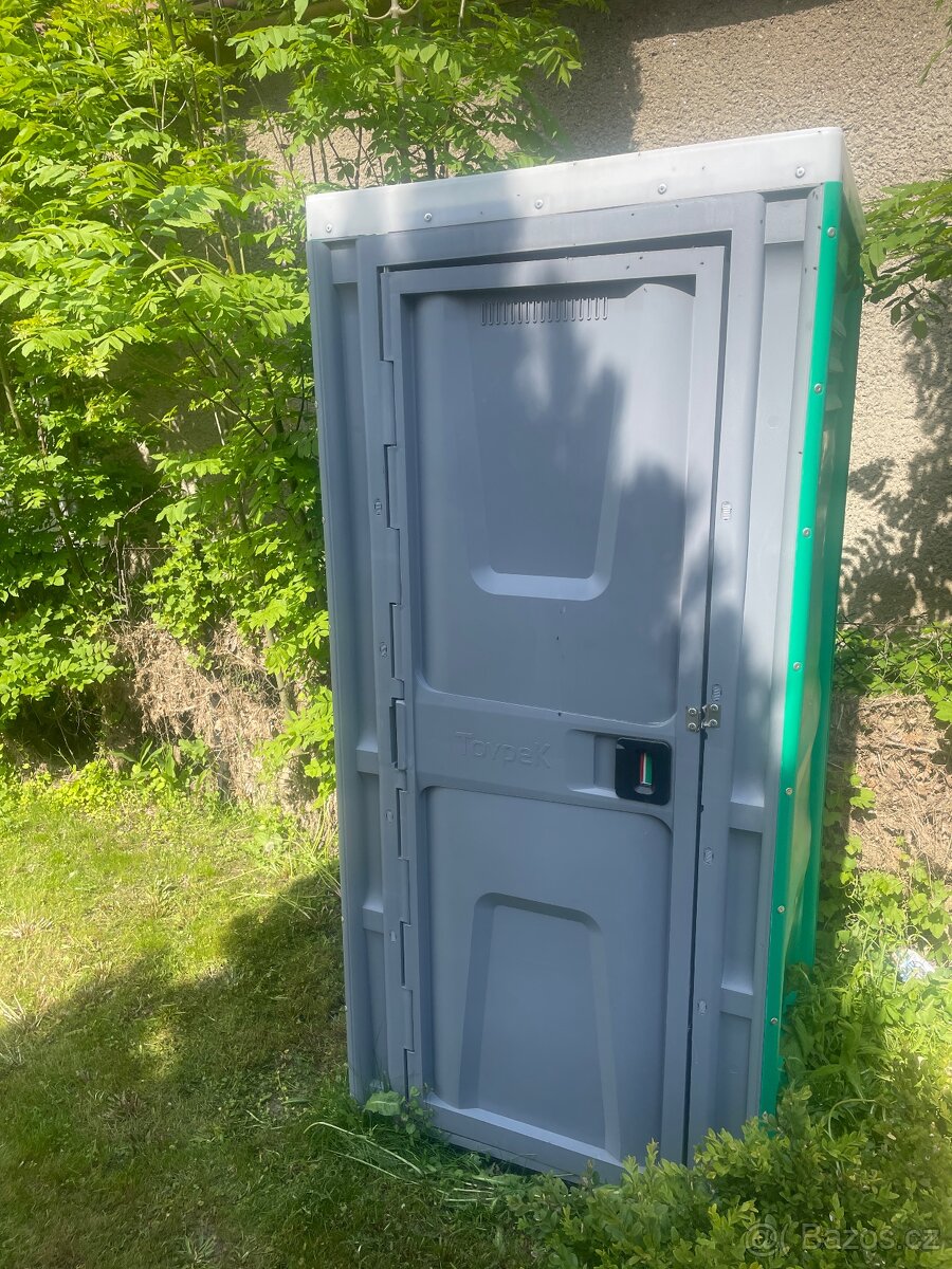 Mobilní wc toaleta