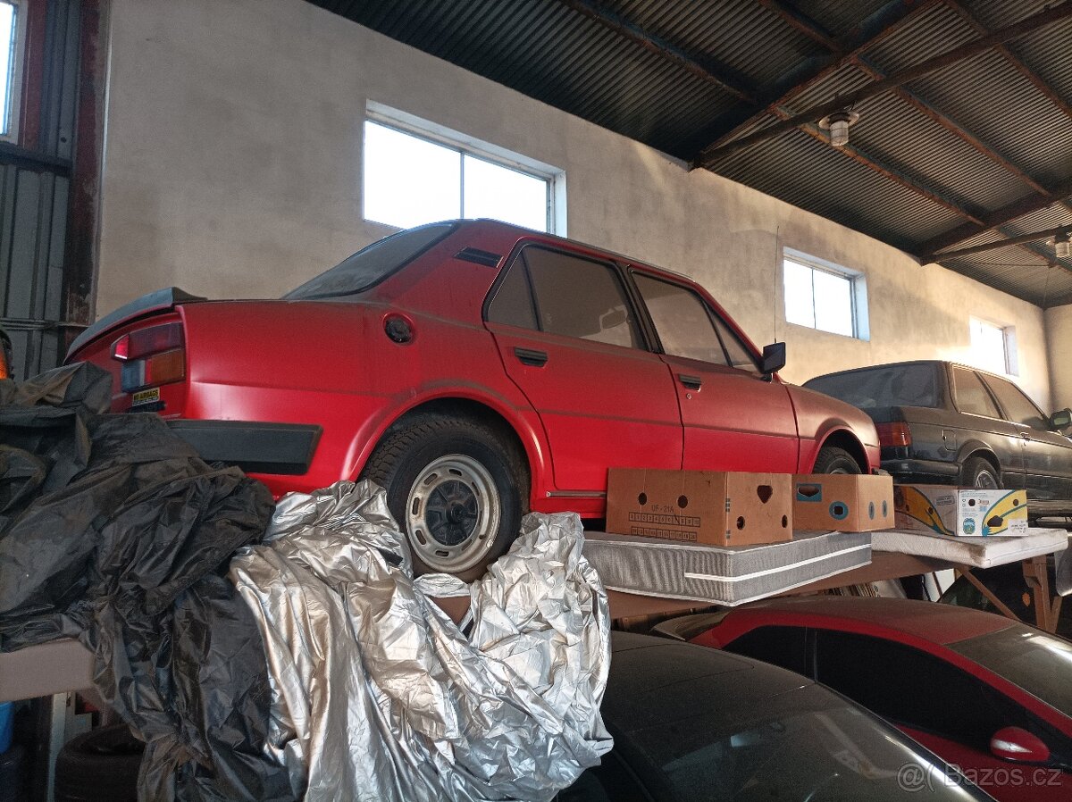 Škoda 105,120, favorit