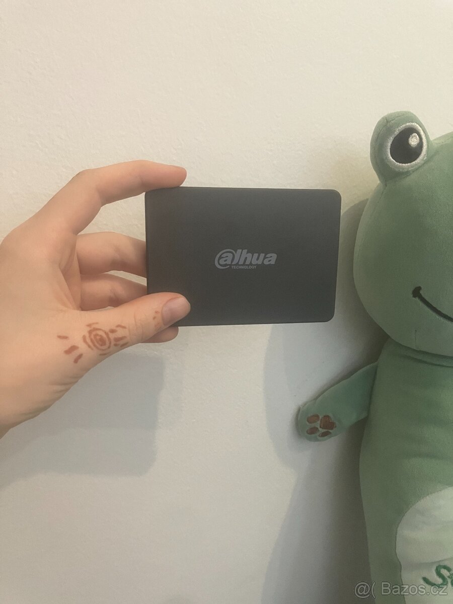 2.5 inch SATA SSD 256GB