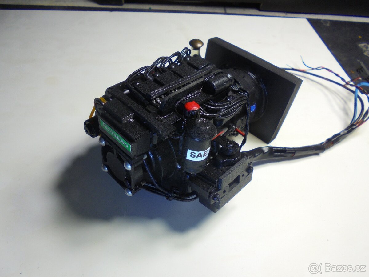RC POLOMAKETA MOTORU S PŘEVODOVKOU 2ST