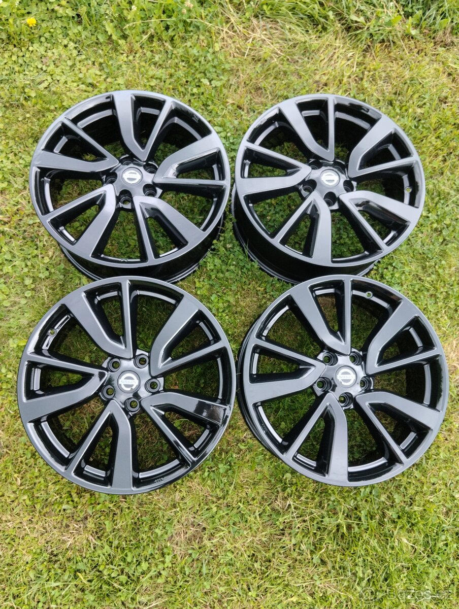 ALU KOLA NISSAN QASHQAI 5X114.3 R19