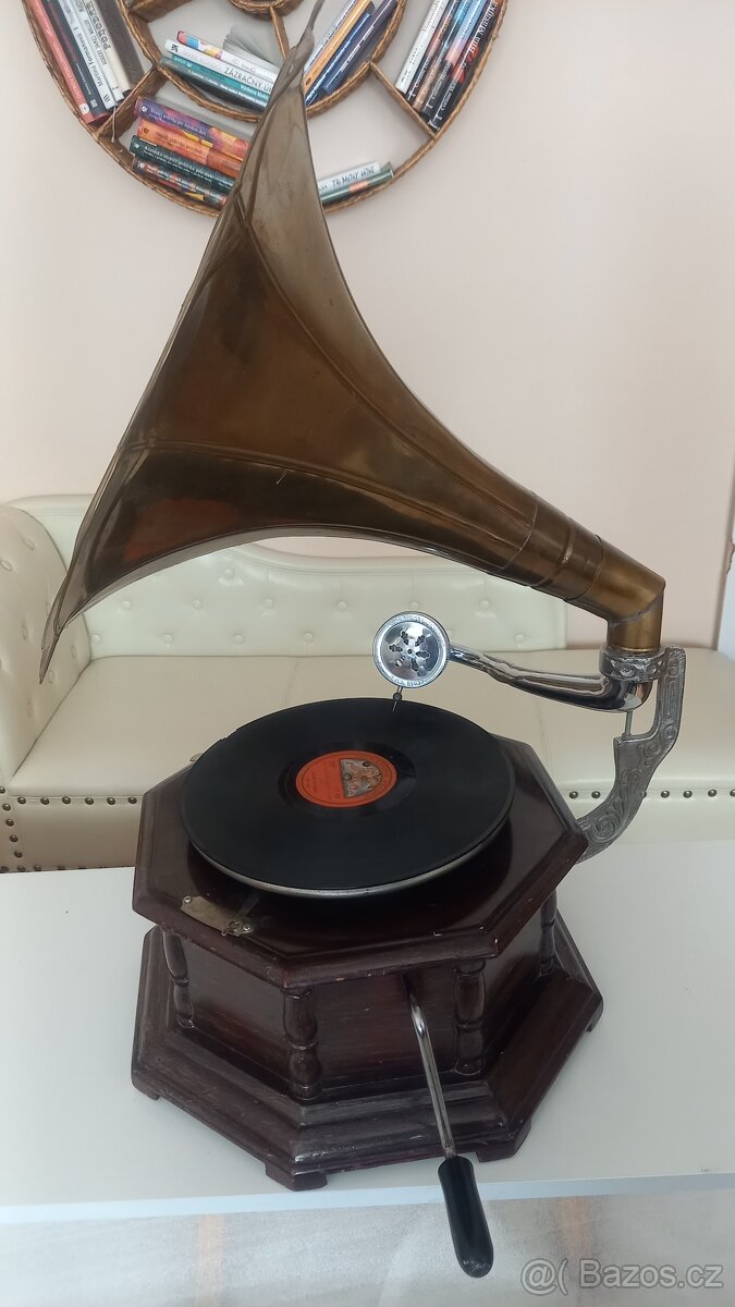 Gramofon na kliku