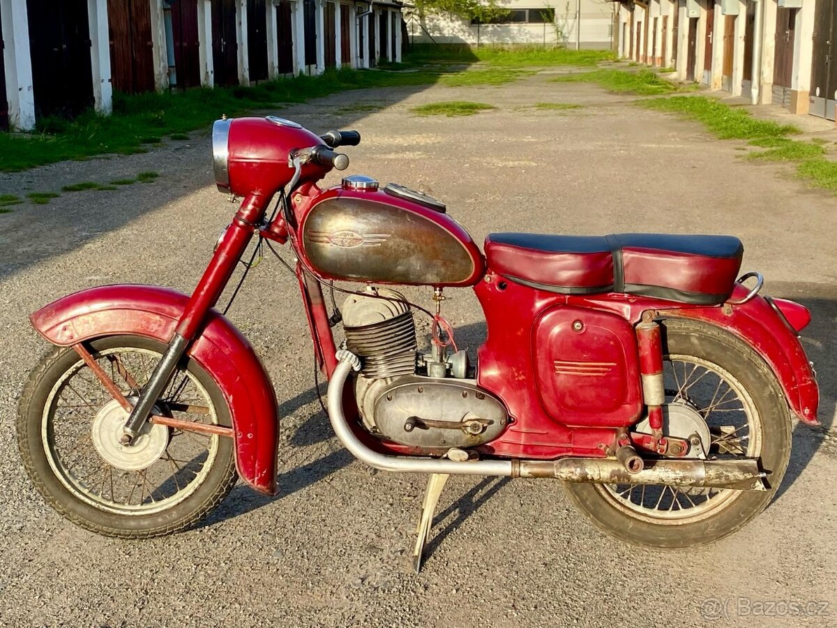 Jawa ČZ 175/356 "malá Kývačka"