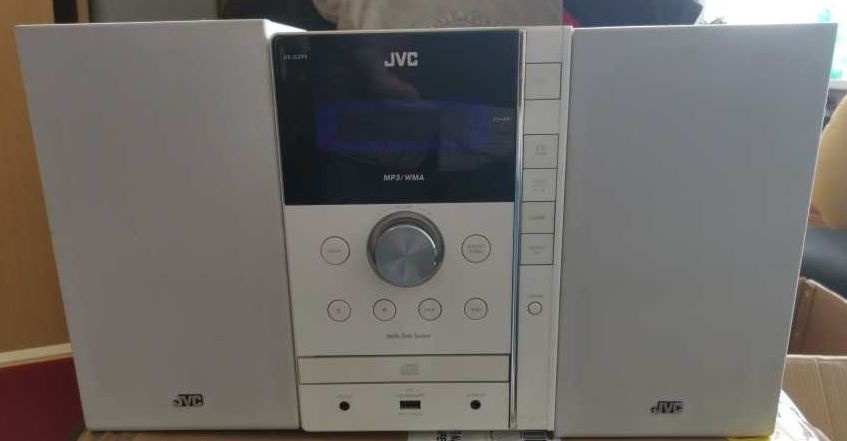 Prodám JVC micro component systém UXG395