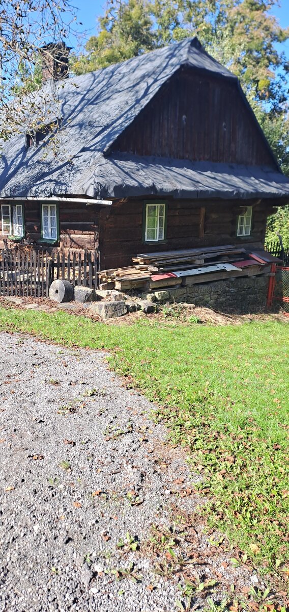 pronájem dřevěnky - pouze k dlouhodobému vikendovemu vyuziti