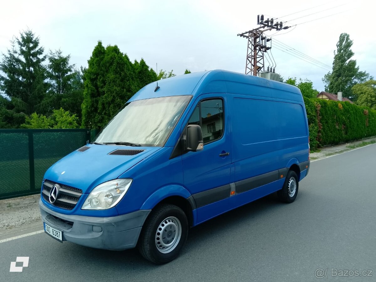 MERCEDES-BENZ SPRINTER L2H2 2,2CDi70kw,rv9/2011,,62685KM,DPH