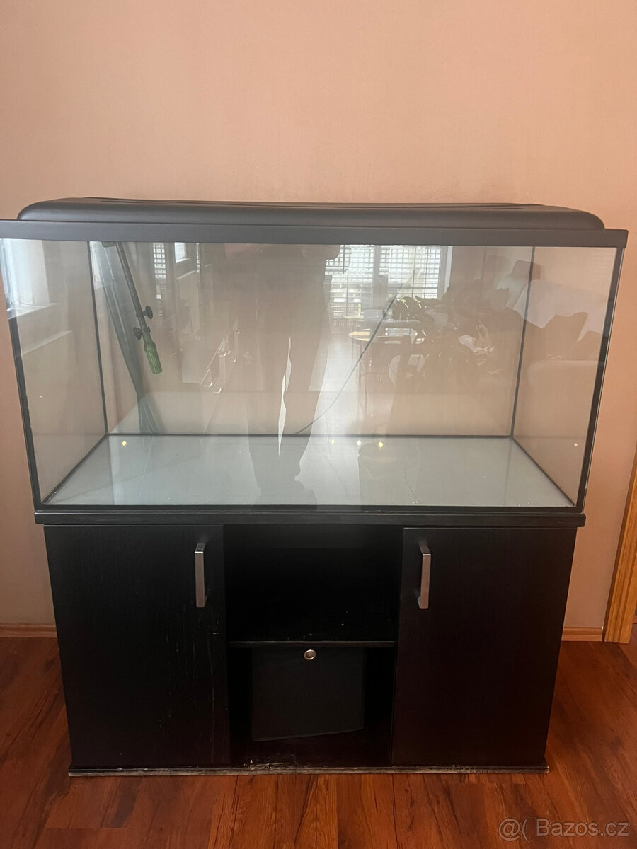 Akvarijní set akvárium+ nábytek