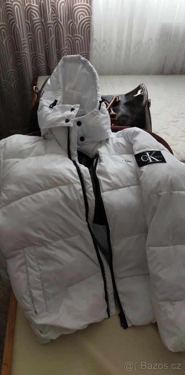 Calvin Klein zimní bunda