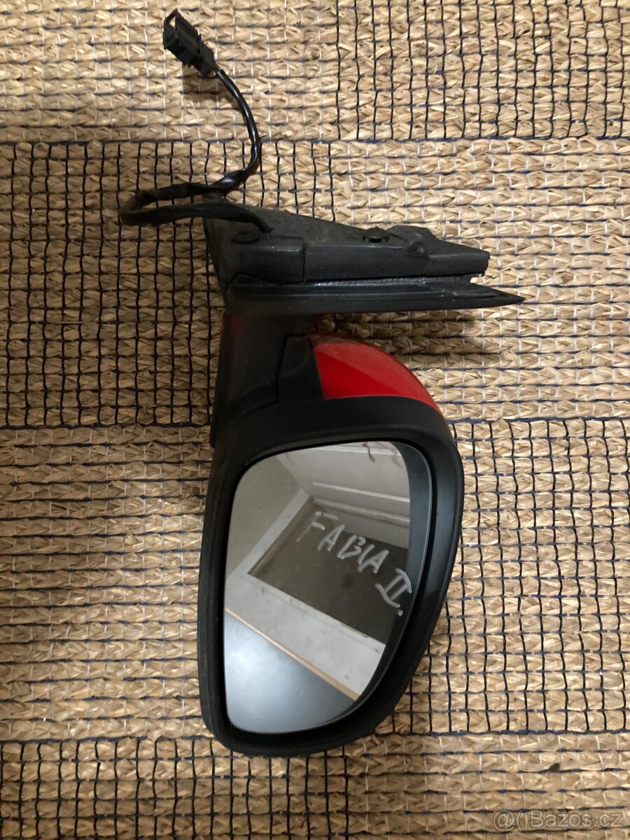 Fabia 2 zpětné zrcatko