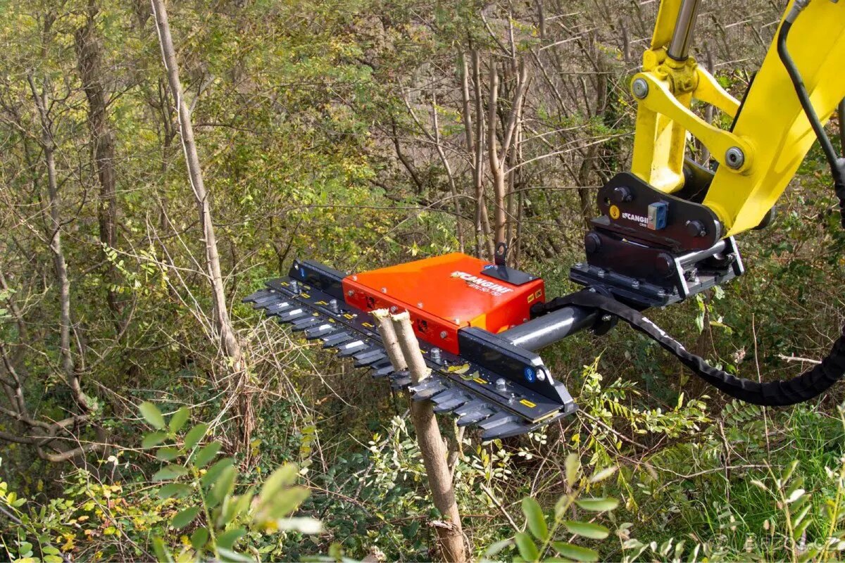 Profi hydraulické nůžky na živý plot Cangini btc50