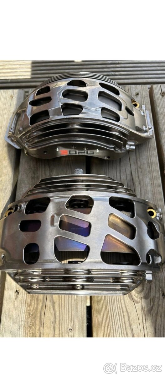 Brzdove trmeny Formule 1 Aston Martin