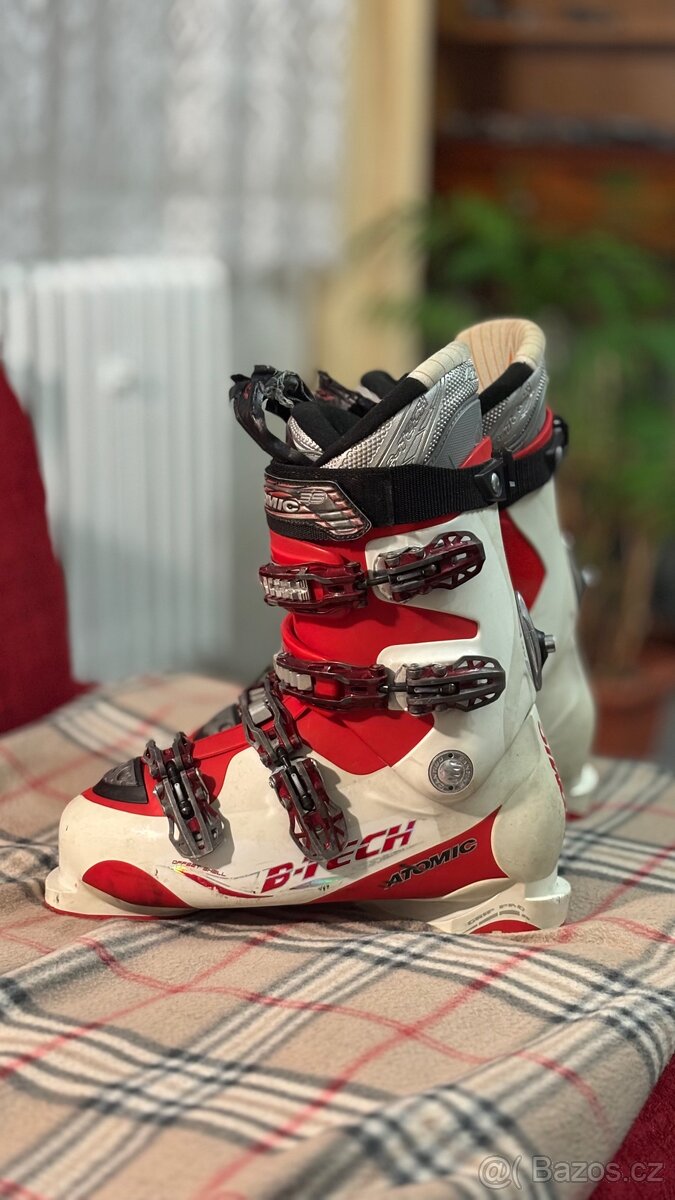 Lyžáky Atomic B Tech 90 vel. 42/8