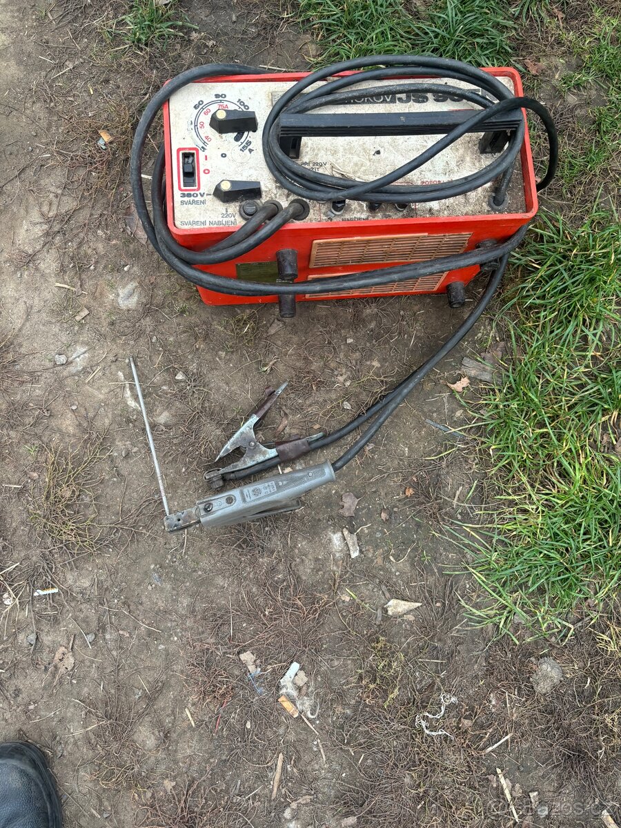 Svářečka elektrokov JS90FN