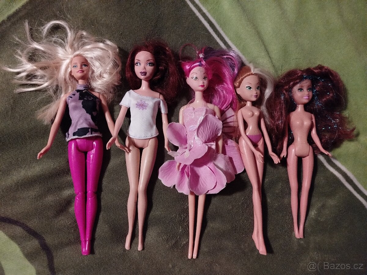 Panenka panenky Barbie