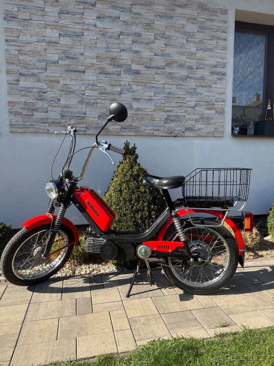 Babetta 210 červená