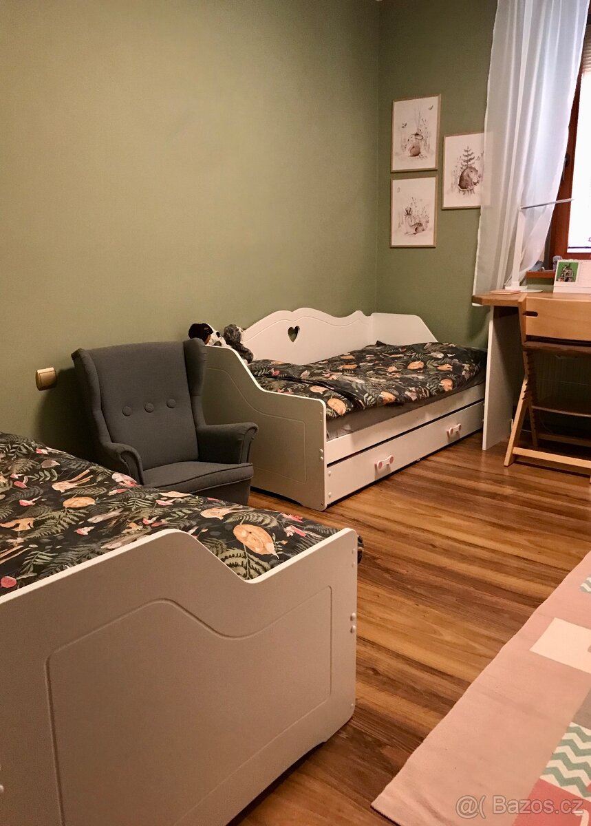 Dvě hezké dětské postele 170x80 s matrací a krytem-top stav