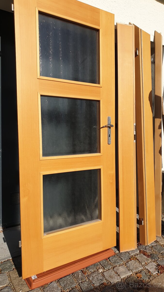 Dveře Sapeli 80 cm prosklené