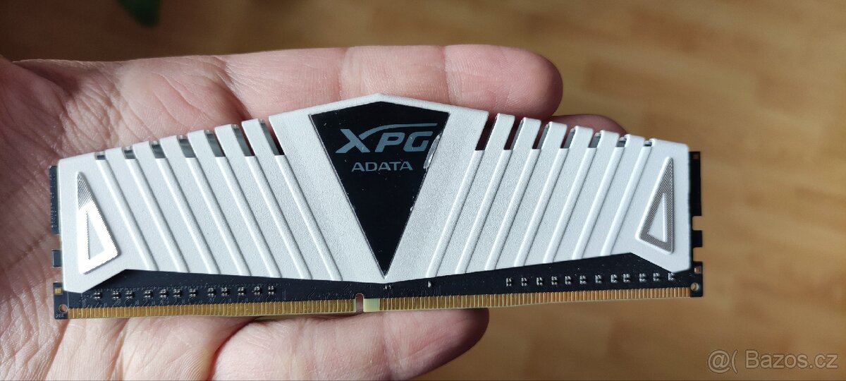 Paměť RAM 8GB DDR4