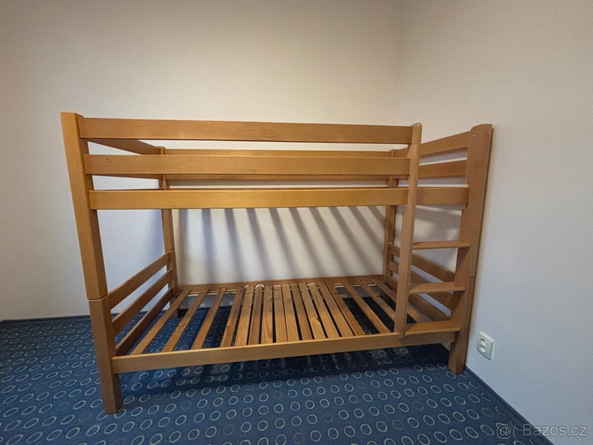 Buková poschoďová postel