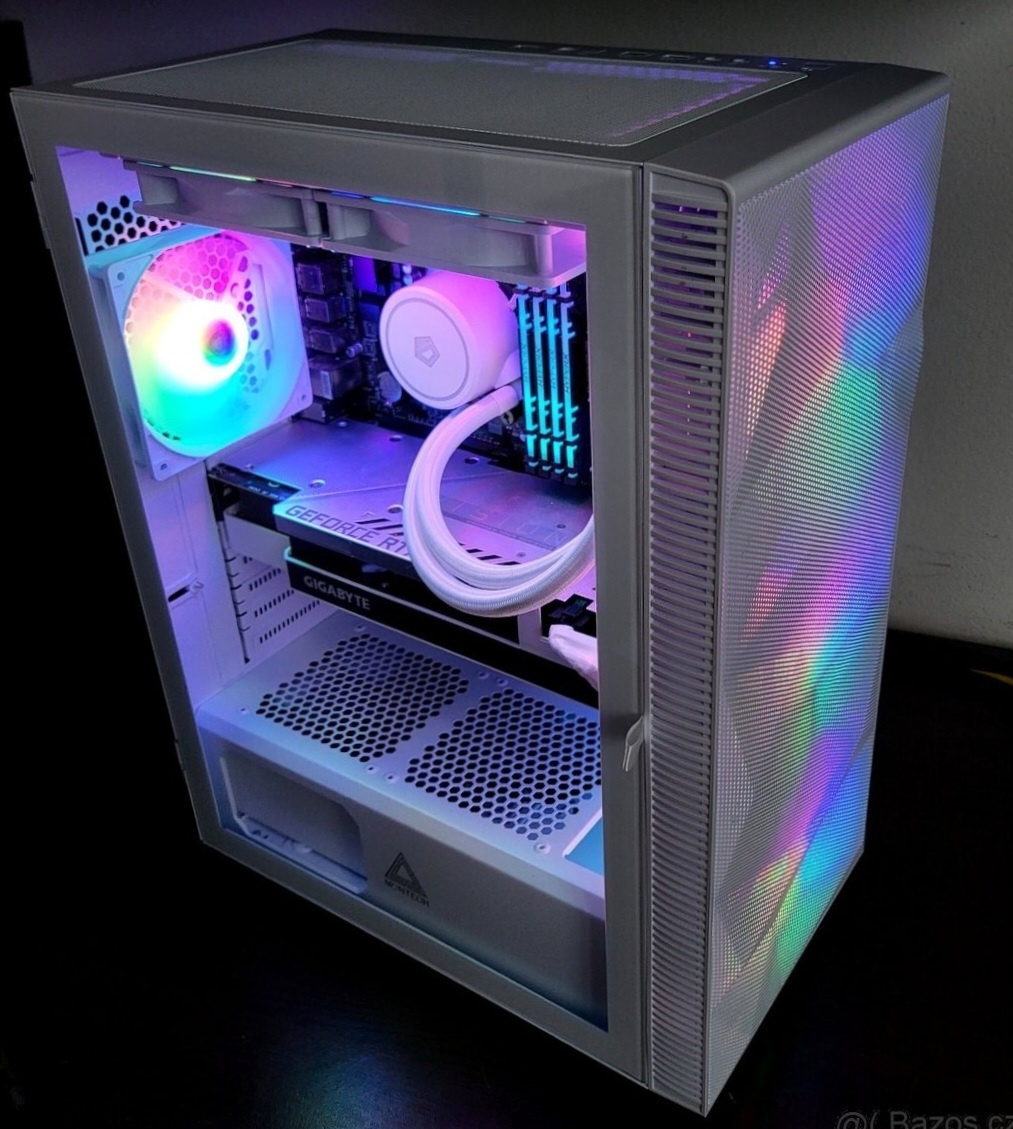 Herní počítač s RTX 3070