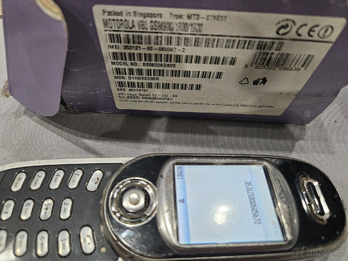 Motorola v80