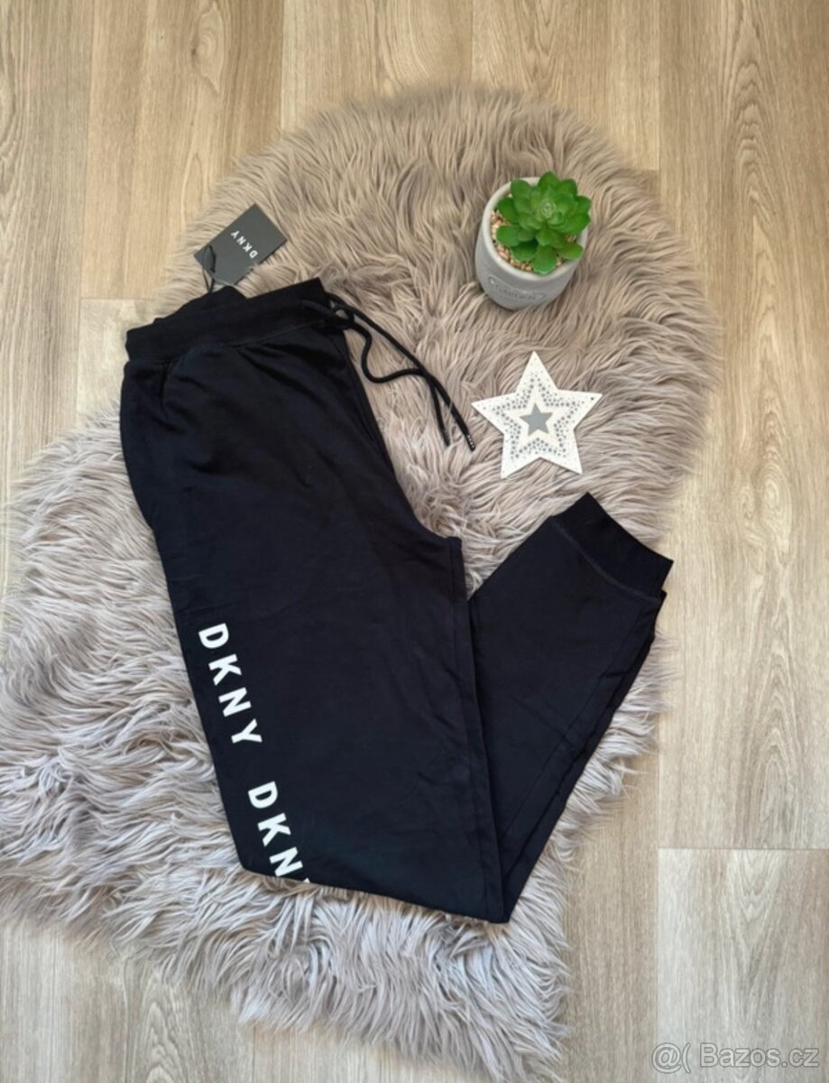 Tepláky DKNY vel.M