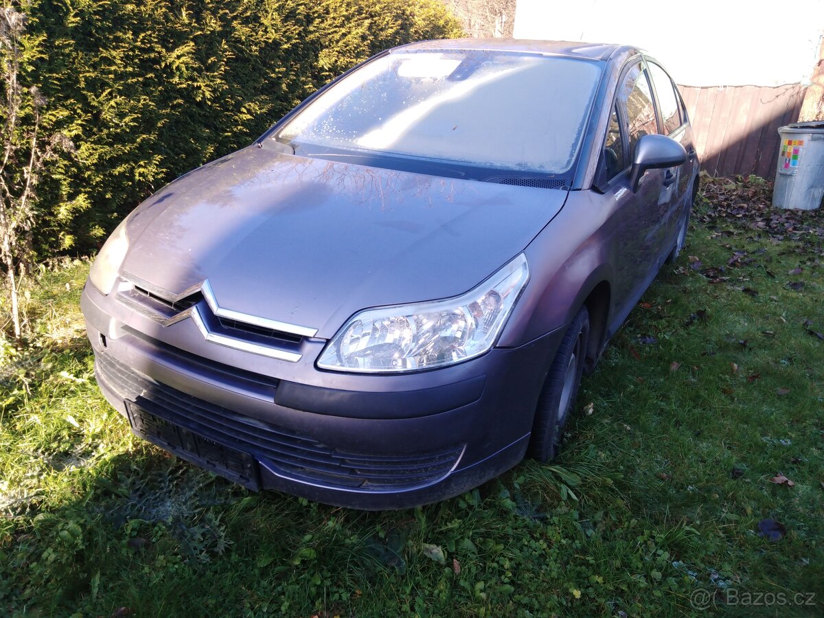 Prodám díly na Citroen C4 1.6 hdi r.v.2006