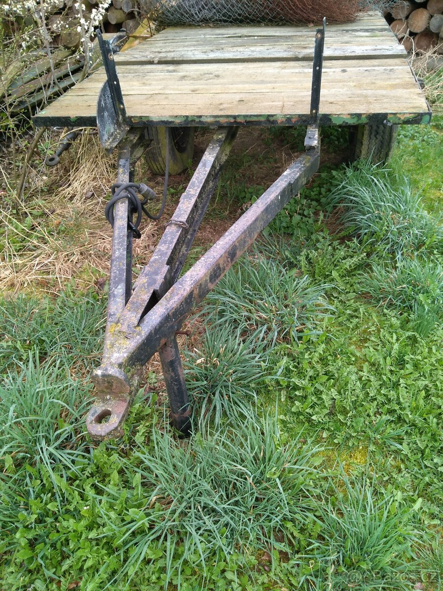 Prodam karu za traktor