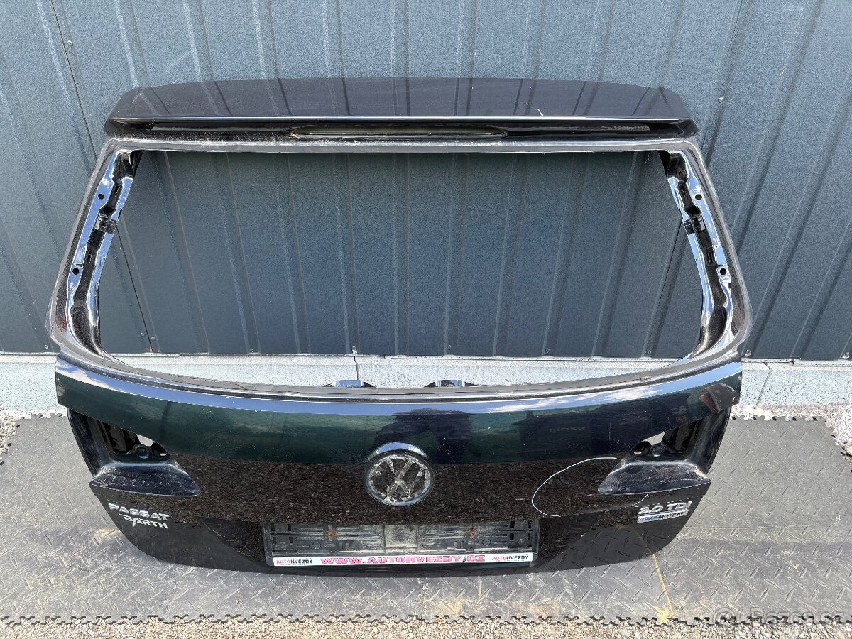 VW Passat B7 combi páté dveře 3AF827025AD