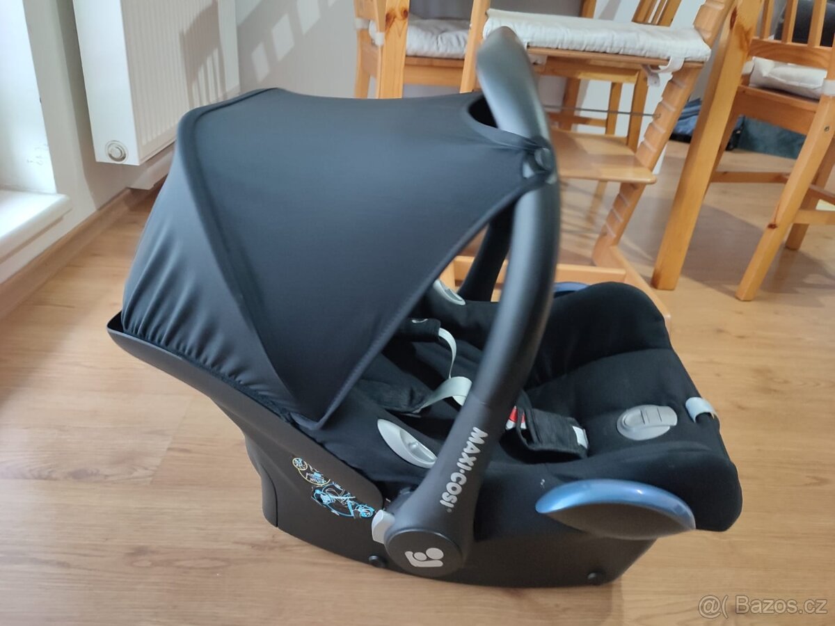 Autosedačka MaxiCosi Cabrio Fix a Isofix Family Fix
