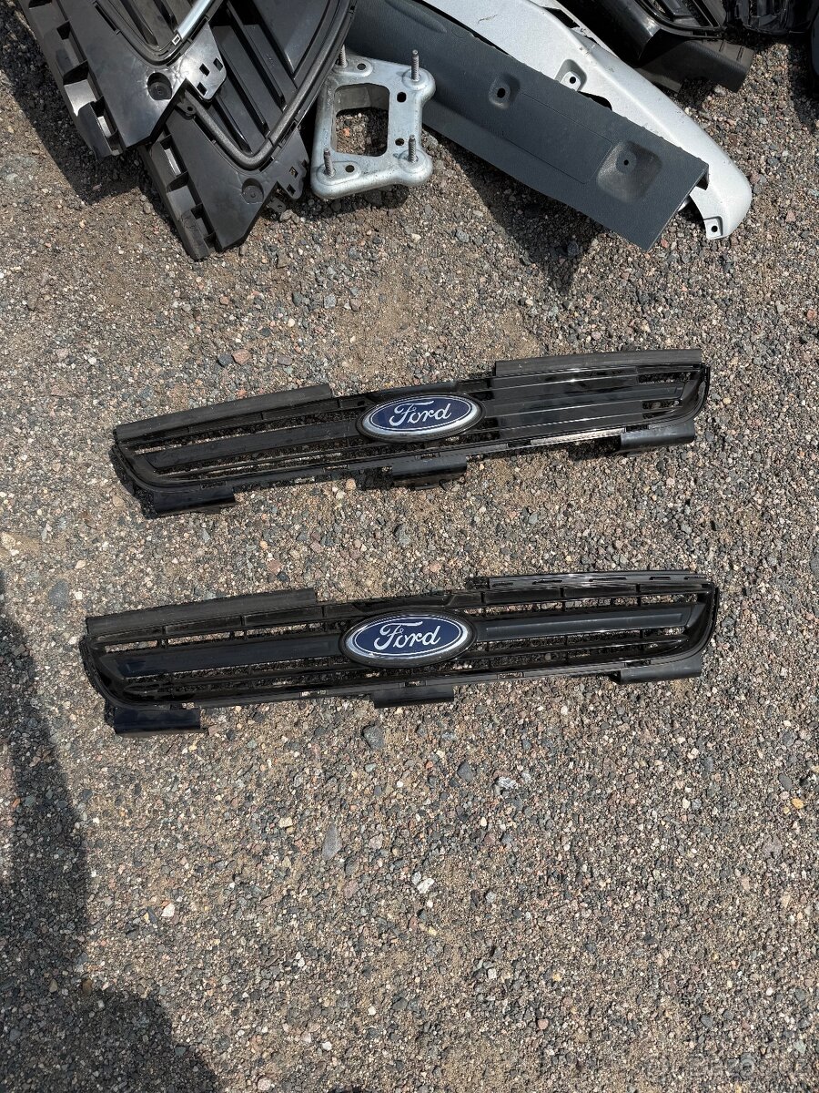 Ford S-Max Přední maska