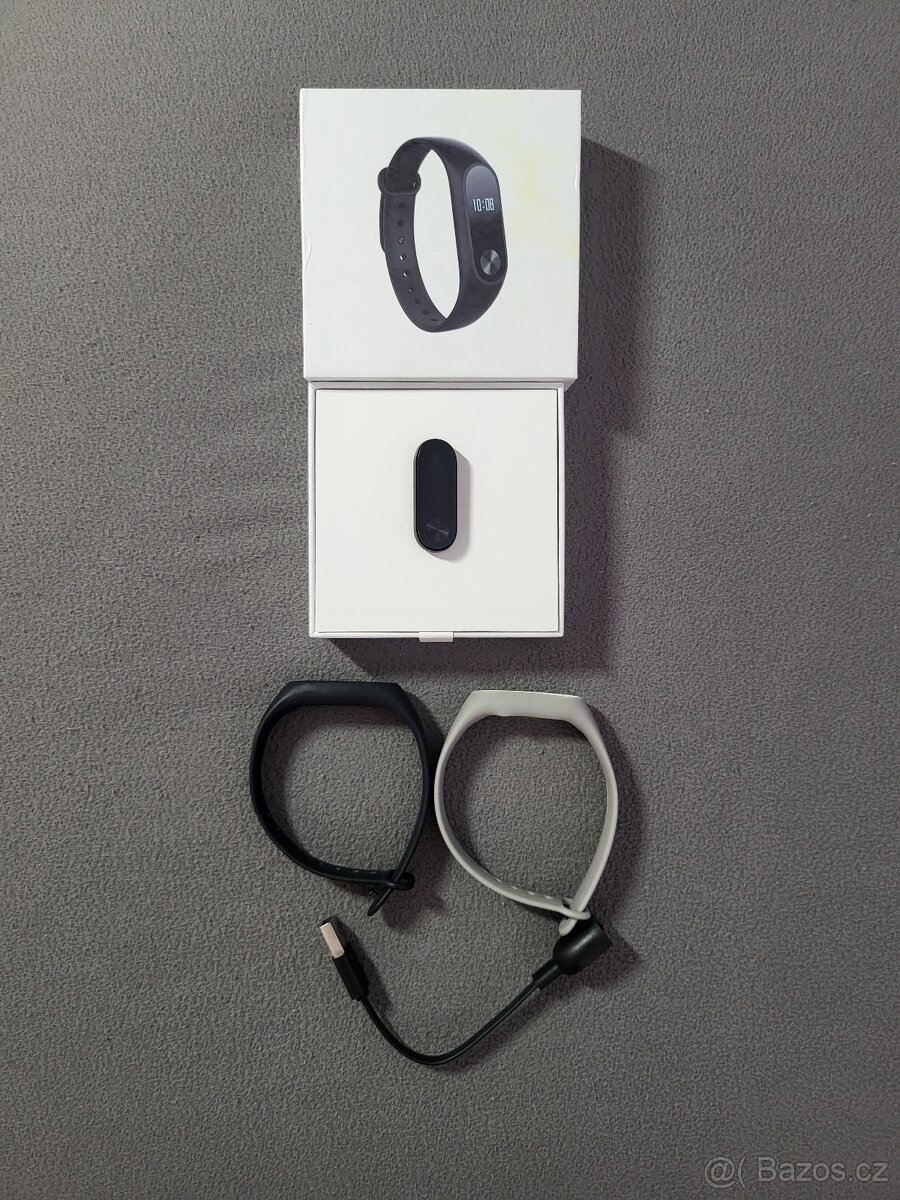 Chytrý náramek Xiaomi Mi Band 2 + 2 vyměnitelné pásky