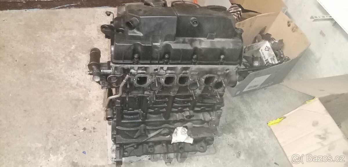 Zadřený holý motor BMM